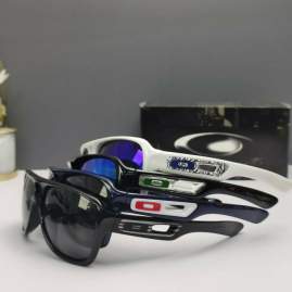 Picture of Oakley Sunglasses _SKUfw66124002fw